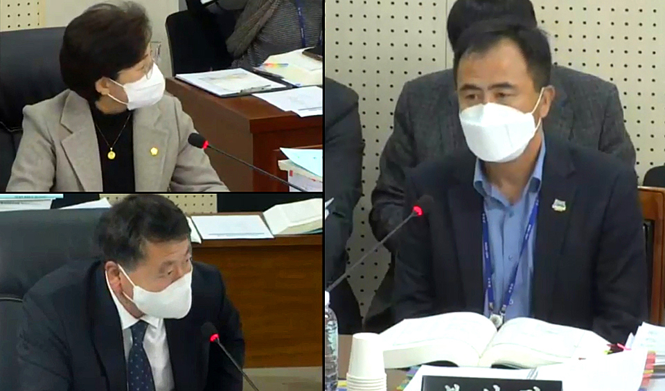 우리밀생산장려금지원 관련 질의를 하고 있는 김두례(사진 왼쪽 위), 이강세 의원.